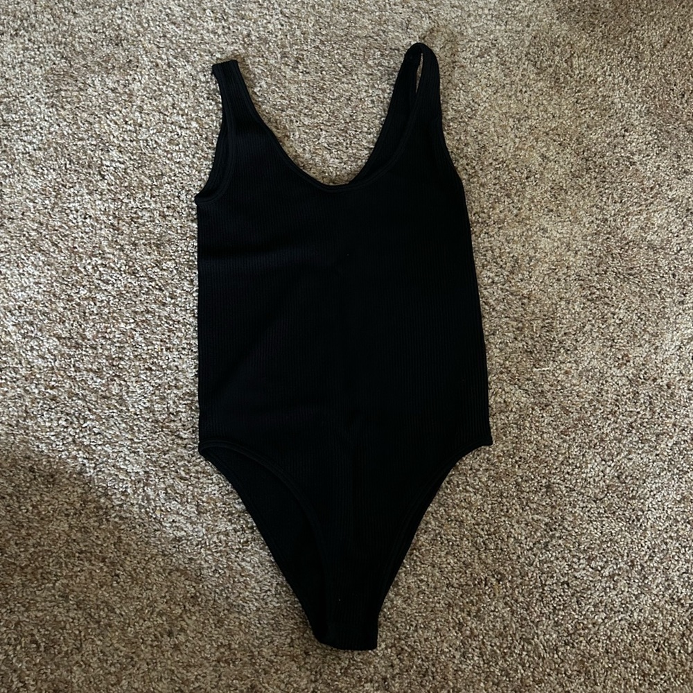 Zara Ribbed Seamless Bodysuit